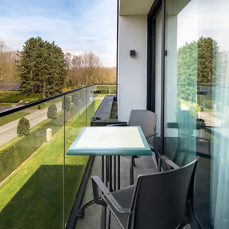 Restaurant Weinebrugge 호텔 4*